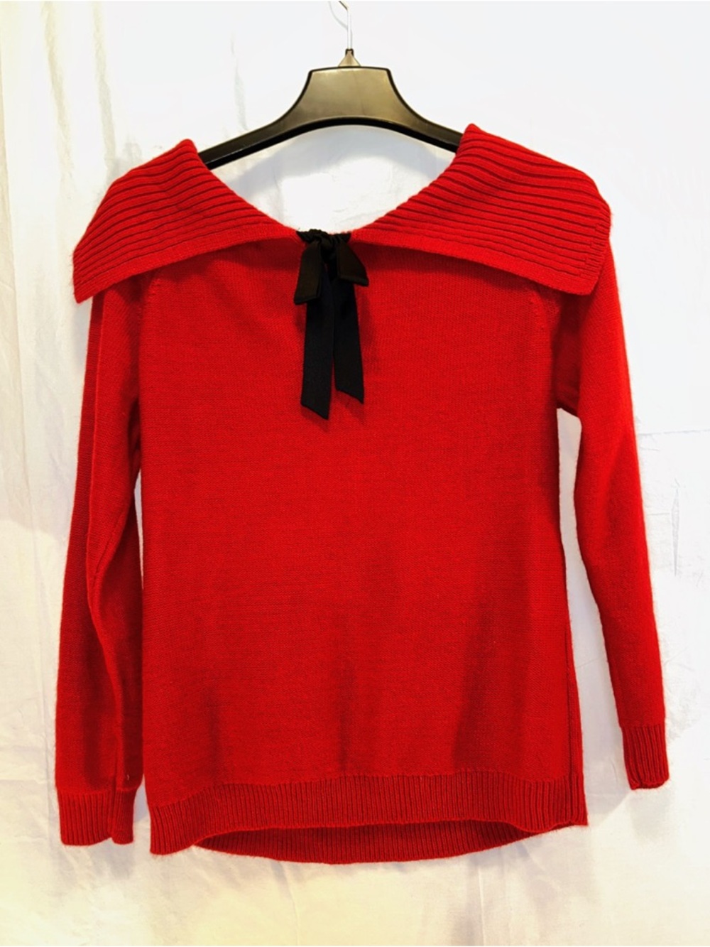 89th & Madison Red Sailor Collar Knit Sweater with Black Ribbon